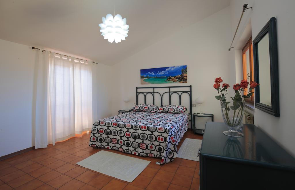 Casa Guglielmo Apartment เวียเรจโจ ภายนอก รูปภาพ