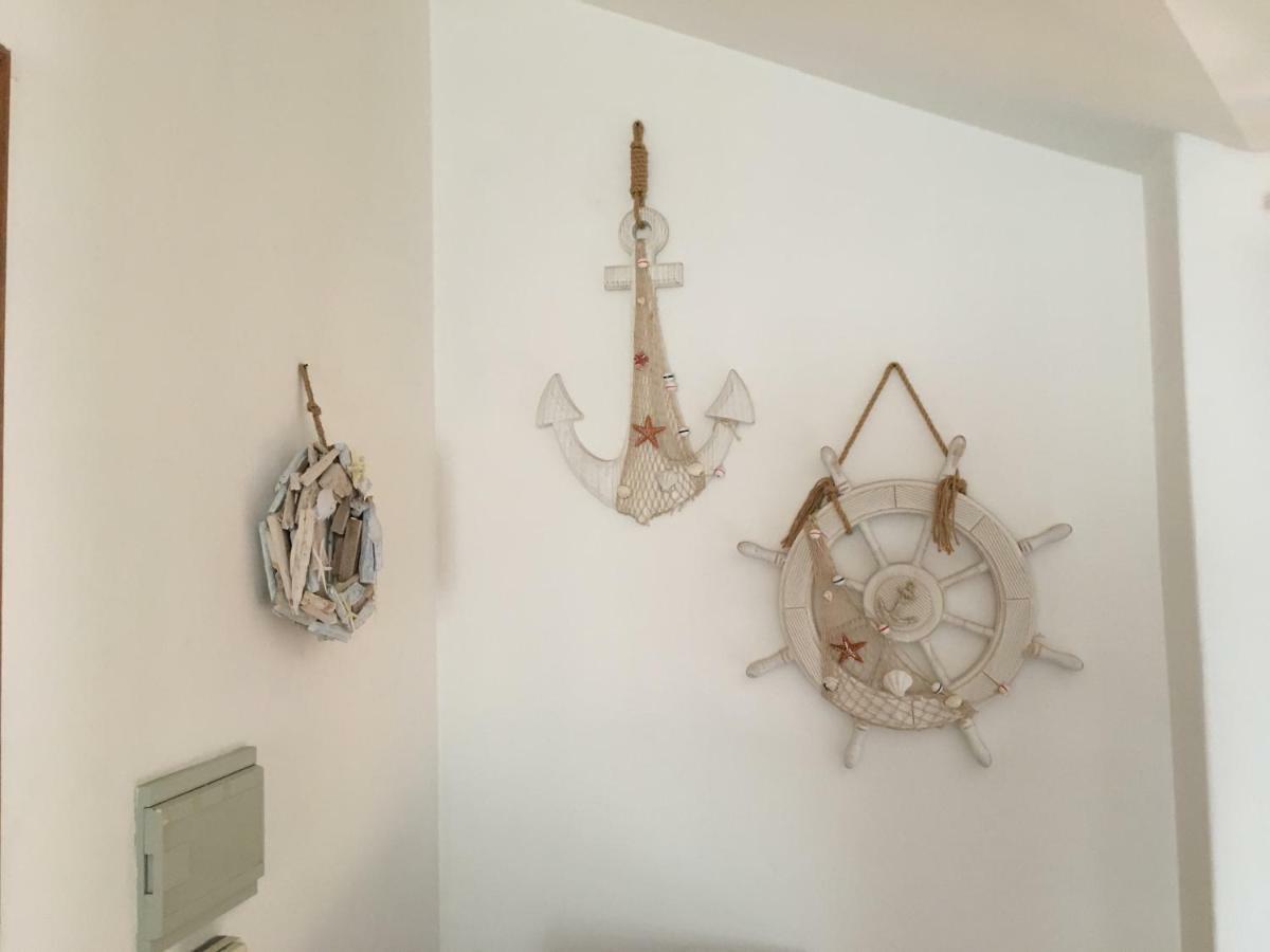 Casa Guglielmo Apartment เวียเรจโจ ภายนอก รูปภาพ